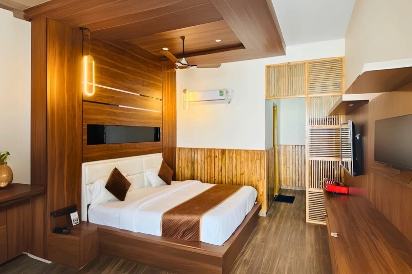 The Three Heavens Resort Ramnagar Uttarakhand